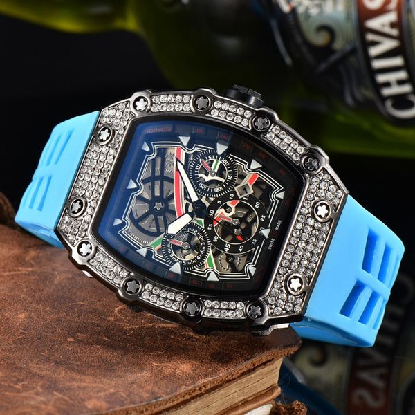 wristwatches for 2023 new mens watches three stitches quartz watch luxury brand rubber belt men accessories diamond case tonneau shape fashi, Slivery;brown
wristwatches for 2023 new mens watches three stitches quartz watch luxury brand rubber belt men accessories diamond case tonneau shape fashi, Slivery;brown