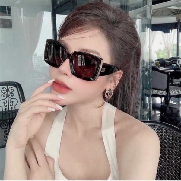 20% off luxury designer new men's and women's sunglasses 20% off ins netizen red little fragrant large frame fashion square plate, White;black
20% off luxury designer new men's and women's sunglasses 20% off ins netizen red little fragrant large frame fashion square plate, White;black