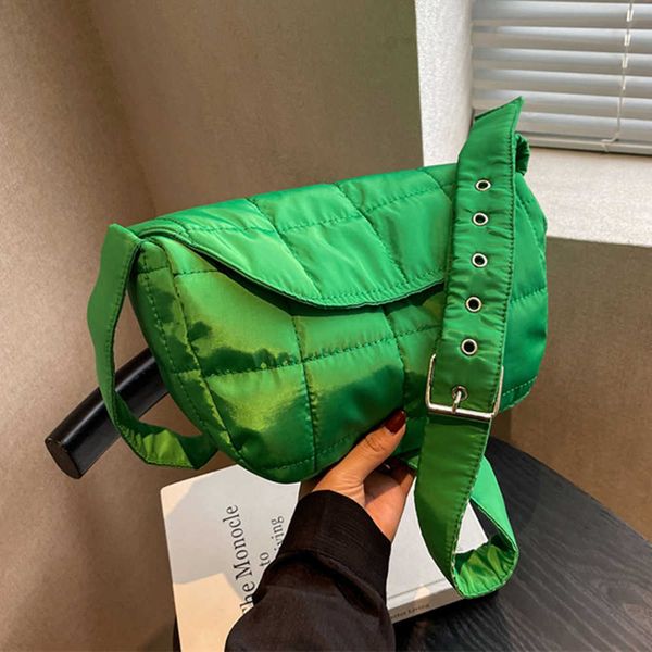 large capacity shoulder bags for female new design simple messenger bags plaid solid color canvas bags 230308
large capacity shoulder bags for female new design simple messenger bags plaid solid color canvas bags 230308