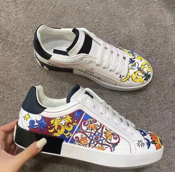 with box 23s/s famous portofins sneakers shoes low-nappa calfskin trainers crown graffiti leather rubber sole women men skateboard walki, Black
with box 23s/s famous portofins sneakers shoes low-nappa calfskin trainers crown graffiti leather rubber sole women men skateboard walki, Black