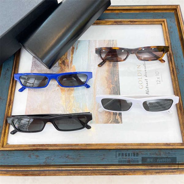 men's luxury designer women's sunglasses cat eye frame fashion personality plate online red same style, White;black
men's luxury designer women's sunglasses cat eye frame fashion personality plate online red same style, White;black