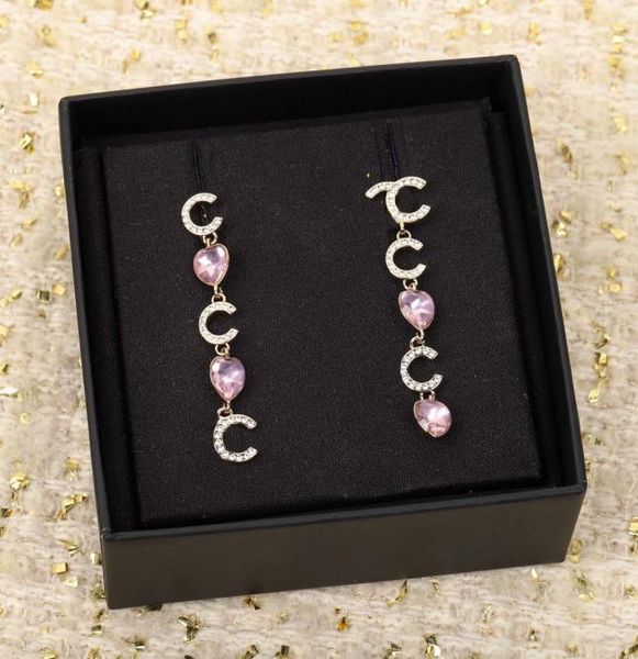 2022 luxury quality charm drop earring with heart shape pink crystal design and nature shell beads have box stamp ps3428a3006817, Golden
2022 luxury quality charm drop earring with heart shape pink crystal design and nature shell beads have box stamp ps3428a3006817, Golden