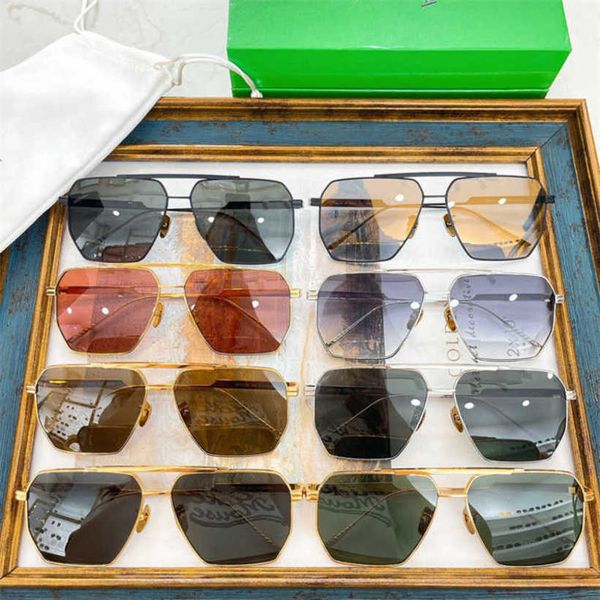 20% off luxury designer new men's and women's sunglasses 20% off fashion individuality ins online red same female toad mirror meta, White;black
20% off luxury designer new men's and women's sunglasses 20% off fashion individuality ins online red same female toad mirror meta, White;black