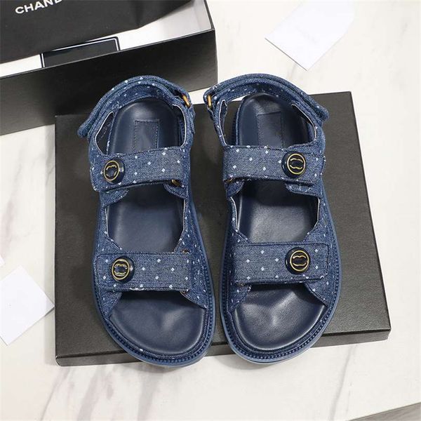 fashion women's sandals 2023 channel luxury brand letter logo summer women's high heels men's casual student flats 010-04, Black
fashion women's sandals 2023 channel luxury brand letter logo summer women's high heels men's casual student flats 010-04, Black