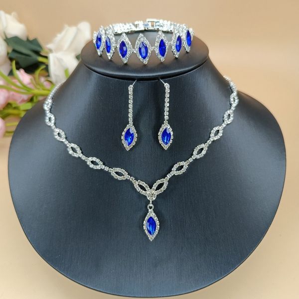 wholesale necklace earring bracelet jewelry suit inlaid zircon rhinestone twinkle bridal decorate adjeustable length necklace non fading wed, Silver
wholesale necklace earring bracelet jewelry suit inlaid zircon rhinestone twinkle bridal decorate adjeustable length necklace non fading wed, Silver