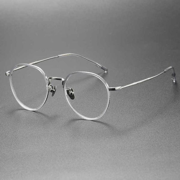 luxury designer new sunglasses 8509 titanium spectacle plate with semi-titanium small face large mixed color eyeglass frame, White;black
luxury designer new sunglasses 8509 titanium spectacle plate with semi-titanium small face large mixed color eyeglass frame, White;black
