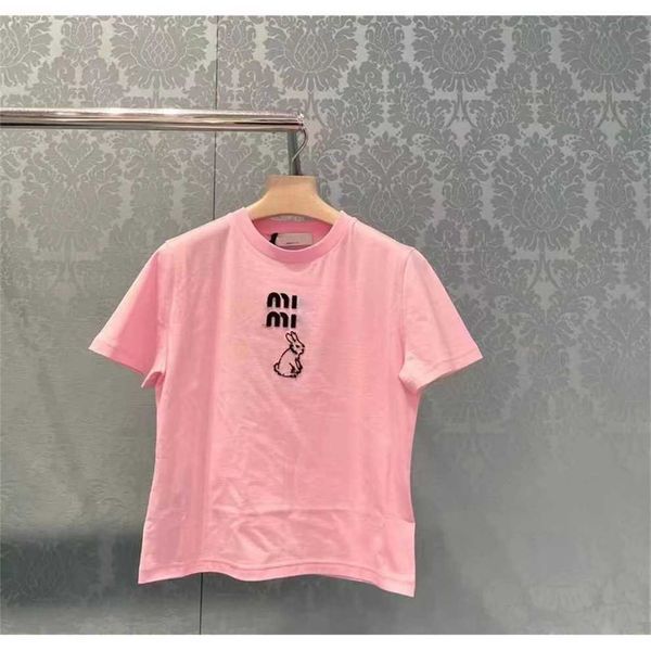 80% off factory outlet online family 23 early spring new women's embroidery cotton short sleeve t-shirt slim fit age reducing women, White;black
80% off factory outlet online family 23 early spring new women's embroidery cotton short sleeve t-shirt slim fit age reducing women, White;black