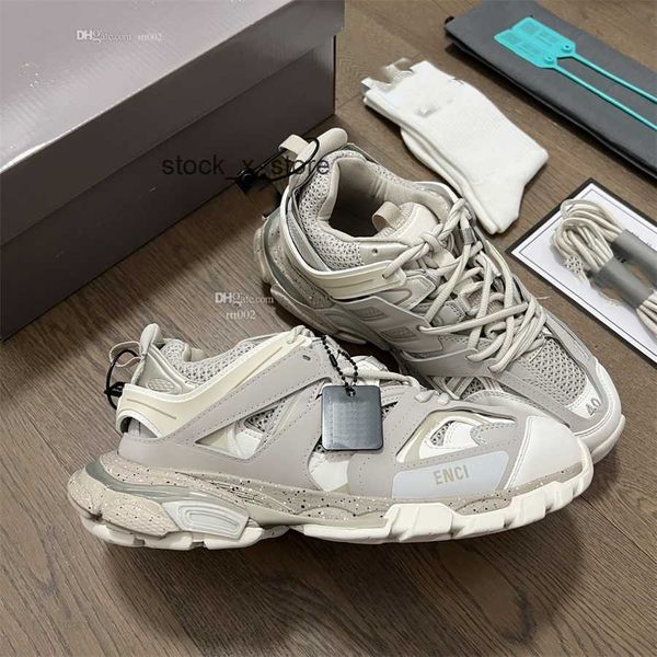 2023 designer tracks running shoes fashion sneakers womens luxury balencaigaity schuhe sports shoe chaussures casual trainer classic sneaker, Black
2023 designer tracks running shoes fashion sneakers womens luxury balencaigaity schuhe sports shoe chaussures casual trainer classic sneaker, Black