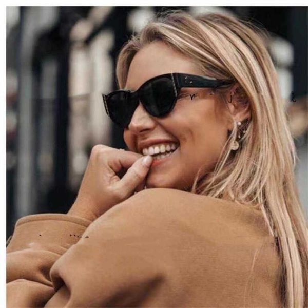 40% off luxury designer new men's and women's sunglasses 20% off cat's eye plate fashion trend net red same ins tide, White;black
40% off luxury designer new men's and women's sunglasses 20% off cat's eye plate fashion trend net red same ins tide, White;black