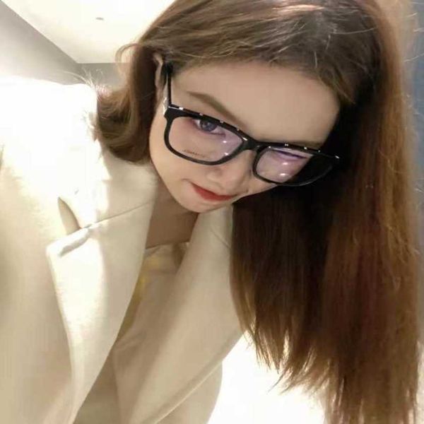 40% off luxury designer new men's and women's sunglasses 20% off black frame glasses 3392 light anti blue plain face large round t, White;black
40% off luxury designer new men's and women's sunglasses 20% off black frame glasses 3392 light anti blue plain face large round t, White;black
