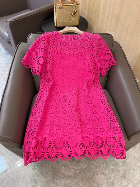 2023 european luxury designer designs new dress heavy cut out water soluble lace short sleeve dress, Black;gray
2023 european luxury designer designs new dress heavy cut out water soluble lace short sleeve dress, Black;gray