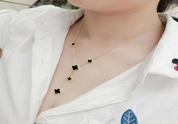 luxury brand clover pendant necklace black white double side stainless steel 18k rose gold women jewelry4962613, Silver
luxury brand clover pendant necklace black white double side stainless steel 18k rose gold women jewelry4962613, Silver