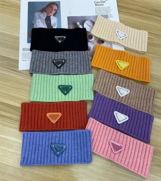 2022 korean version of the simple letter headbands catwalk wild retro stretch wide brim beam headdress female fast de3449325, Silver
2022 korean version of the simple letter headbands catwalk wild retro stretch wide brim beam headdress female fast de3449325, Silver
