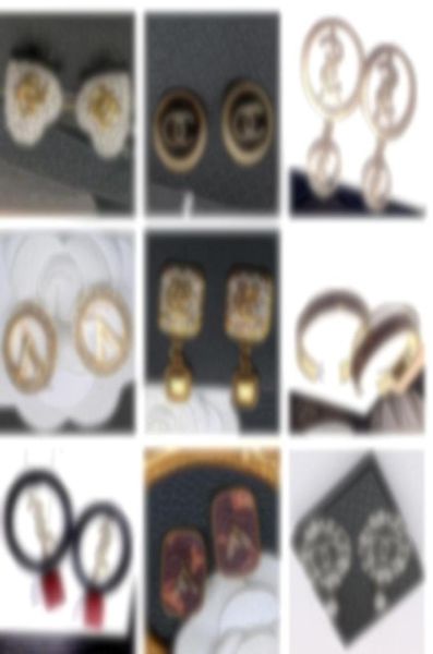 fashion earrings 18k gold plated 925 silver plated earring ear stud crystal pearl women designer brand double letters wedding stat5536756, Golden;silver
fashion earrings 18k gold plated 925 silver plated earring ear stud crystal pearl women designer brand double letters wedding stat5536756, Golden;silver