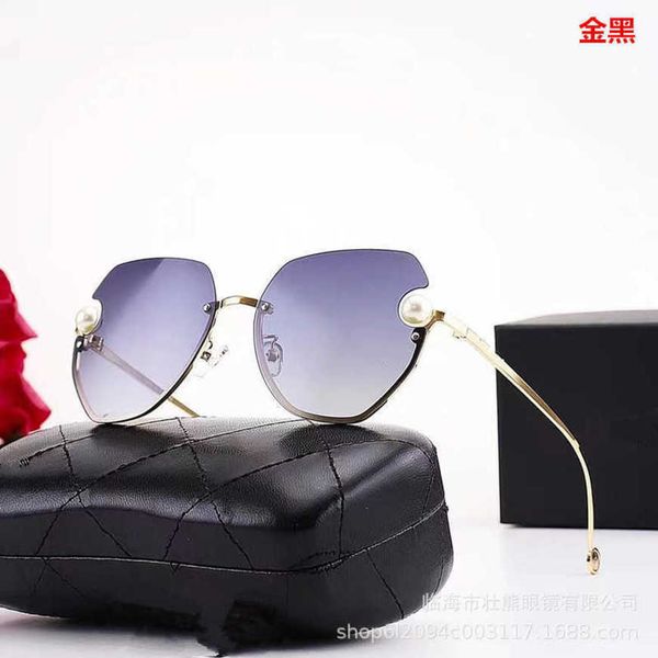 luxury designer sunglasses 20% off pearl 6230 fashion personality round polarized female, White;black
luxury designer sunglasses 20% off pearl 6230 fashion personality round polarized female, White;black