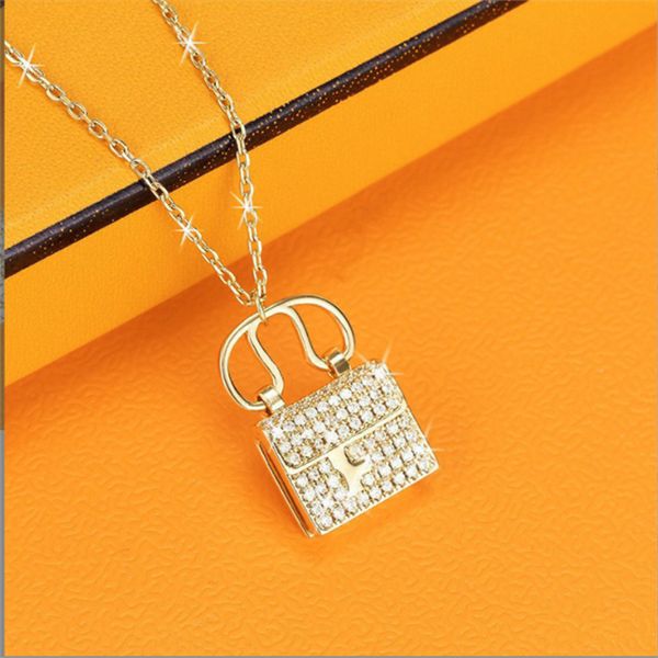 high-quality men's and women's style h necklace fashion designer titanium steel necklace valentine's day gift luxury jewelry, Silver
high-quality men's and women's style h necklace fashion designer titanium steel necklace valentine's day gift luxury jewelry, Silver