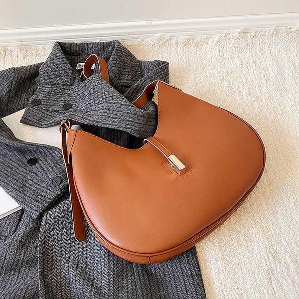 nxy crossbody bags for women winter designer fashion trend big leather saddle shoulder side bag handbags and purses 230308
nxy crossbody bags for women winter designer fashion trend big leather saddle shoulder side bag handbags and purses 230308