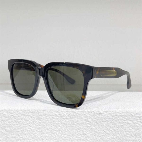 fashion men's outdoor sunglasses square ins net red matching size of the same plate, White;black
fashion men's outdoor sunglasses square ins net red matching size of the same plate, White;black