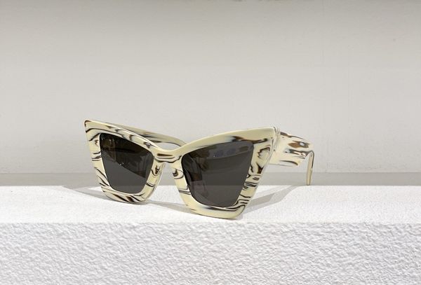summer women sunglasses man woman fashion glasses retro small frame cat eye design uv400 2613, White;black
summer women sunglasses man woman fashion glasses retro small frame cat eye design uv400 2613, White;black
