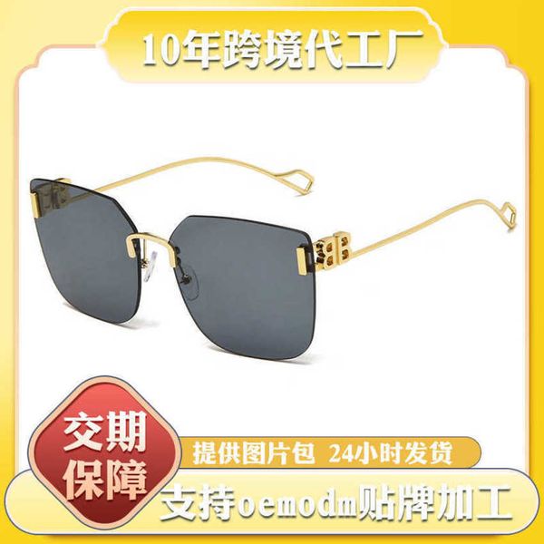 luxury designer new sunglasses frameless fashion net red large frame metal, White;black
luxury designer new sunglasses frameless fashion net red large frame metal, White;black