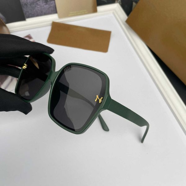 designer safilo eyewear woman driving anti-ultraviolet letter print polarized sunglasses tr90 polaroid hd polarized lenses classic, White;black
designer safilo eyewear woman driving anti-ultraviolet letter print polarized sunglasses tr90 polaroid hd polarized lenses classic, White;black