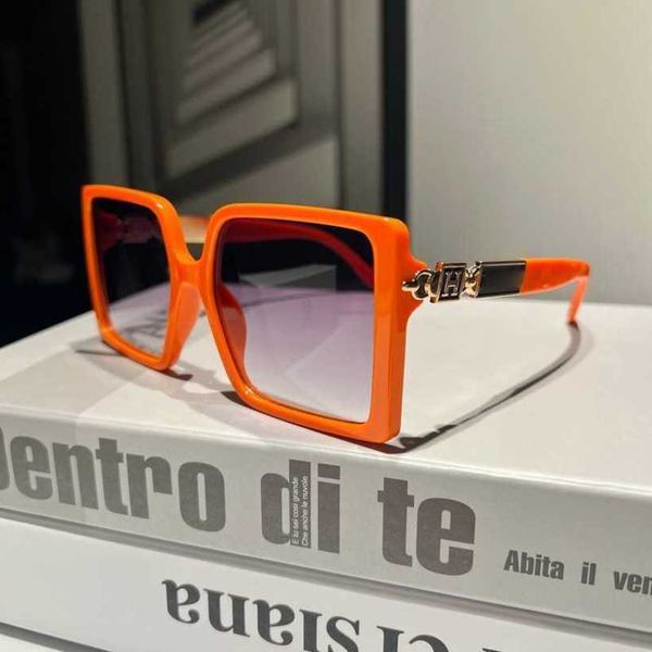 20% off luxury designer new men's and women's sunglasses 20% off head fashion cutout metal frameless trimmed elegant trend, White;black
20% off luxury designer new men's and women's sunglasses 20% off head fashion cutout metal frameless trimmed elegant trend, White;black