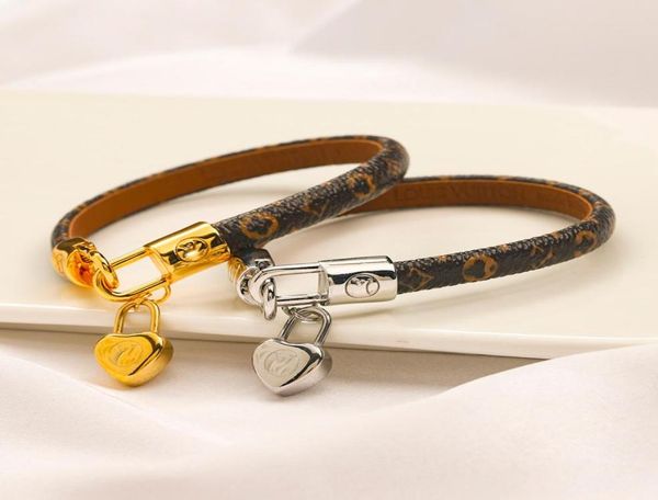 designers mens womens heart bangle luxury designer jewelry faux leather 18k gold plated stainless steel brand letter bracelet wome6704770, Black
designers mens womens heart bangle luxury designer jewelry faux leather 18k gold plated stainless steel brand letter bracelet wome6704770, Black