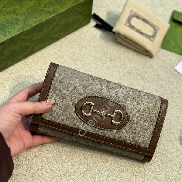 woman origina bag shoulder cross body messenger purse messeger bag lady clutch leather handbag highly recognizable brand
woman origina bag shoulder cross body messenger purse messeger bag lady clutch leather handbag highly recognizable brand