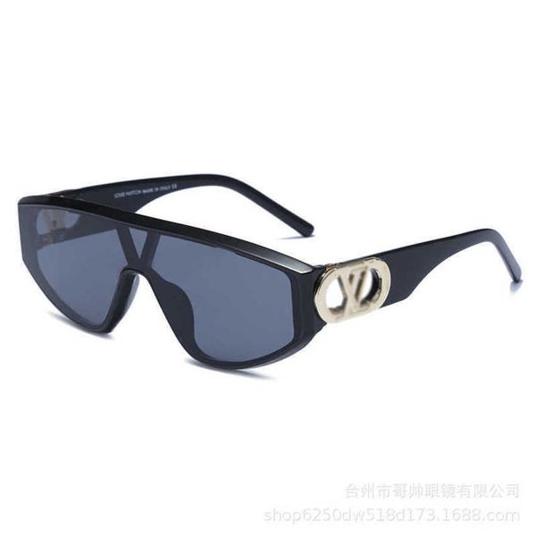 luxury designer new sunglasses box modern one-piece tan gradient versatile fashion personalized, White;black
luxury designer new sunglasses box modern one-piece tan gradient versatile fashion personalized, White;black