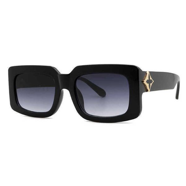 50% off luxury designer new men's and women's sunglasses 20% off 1360 square modern fashionable small frame personality trend, White;black
50% off luxury designer new men's and women's sunglasses 20% off 1360 square modern fashionable small frame personality trend, White;black
