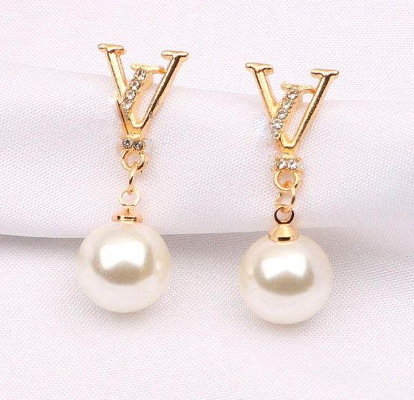 luxury stud earrings woman designer earring letters jewelry women 18k diamond valentine wedding gifts various style whole 20225212082, Golden;silver
luxury stud earrings woman designer earring letters jewelry women 18k diamond valentine wedding gifts various style whole 20225212082, Golden;silver