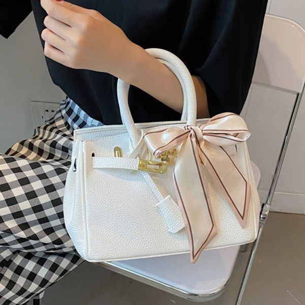 genuine leather birkin herms bags high sense niche design bag women's new fashion hand large capacity versatile messenger
genuine leather birkin herms bags high sense niche design bag women's new fashion hand large capacity versatile messenger