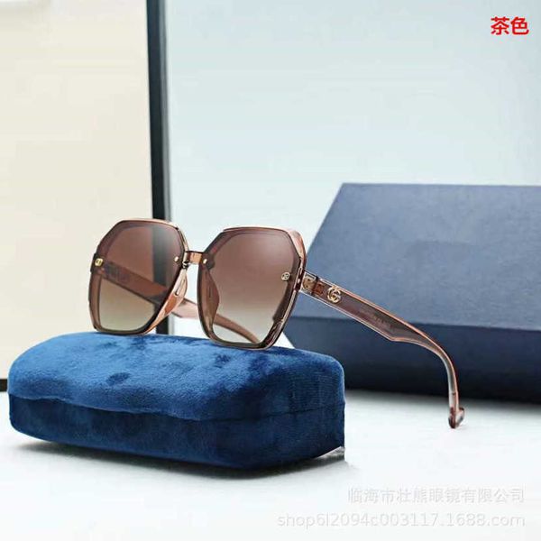 30% off luxury designer new men's and women's sunglasses 20% off product little bee polarized 7795 round tr90 ultralight for women, White;black
30% off luxury designer new men's and women's sunglasses 20% off product little bee polarized 7795 round tr90 ultralight for women, White;black