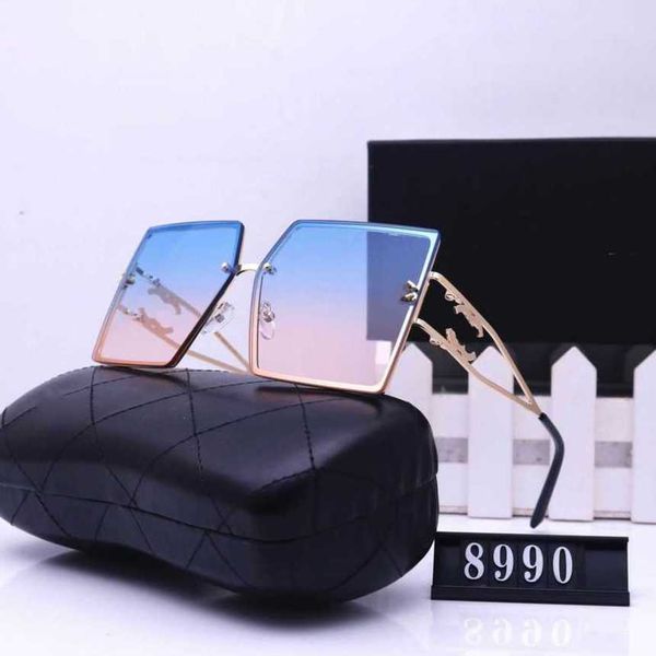 luxury designer fashion sunglasses 20% off overseas street shooting travel fashion glasses 8990, White;black
luxury designer fashion sunglasses 20% off overseas street shooting travel fashion glasses 8990, White;black