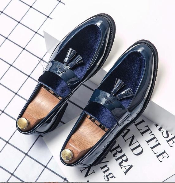 designer men's business prom shoes velvet luxury soft bottom wedding pointed toe men flats loafers footwear size: eu39-47, Black
designer men's business prom shoes velvet luxury soft bottom wedding pointed toe men flats loafers footwear size: eu39-47, Black