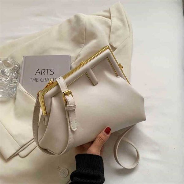 women's luxury designer new summer handbag personality popular korean shoulder novel style women's bag7o7n
women's luxury designer new summer handbag personality popular korean shoulder novel style women's bag7o7n