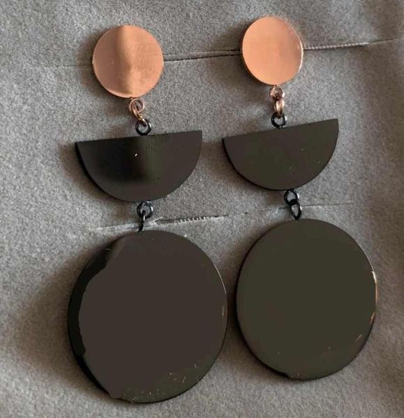 fashion style jewelry design stamp stainless steel stud rose gold plated earrings for women party gifts whole pric9007586, Golden;silver
fashion style jewelry design stamp stainless steel stud rose gold plated earrings for women party gifts whole pric9007586, Golden;silver