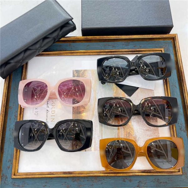 10% off luxury designer new men's and women's sunglasses 20% off fashion generous frame covers face shows thin net red same, White;black
10% off luxury designer new men's and women's sunglasses 20% off fashion generous frame covers face shows thin net red same, White;black