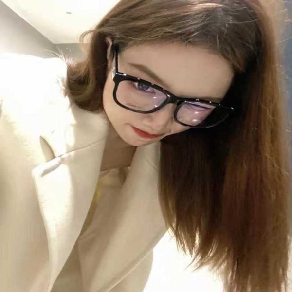 10% off luxury designer new men's and women's sunglasses 20% off black frame glasses 3392 light anti blue plain face large round t, White;black
10% off luxury designer new men's and women's sunglasses 20% off black frame glasses 3392 light anti blue plain face large round t, White;black