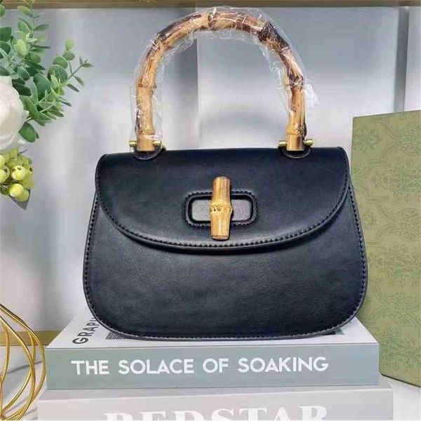 handbag 2023 new bag bamboo solid color shoulder messenger hand saddle women's
handbag 2023 new bag bamboo solid color shoulder messenger hand saddle women's