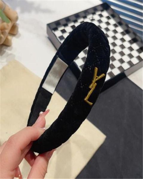 women hairpin headbands girl elastic leather hair hoop handmade retro exaggerated personality temperament headband hairs jewelry9532392, Silver
women hairpin headbands girl elastic leather hair hoop handmade retro exaggerated personality temperament headband hairs jewelry9532392, Silver