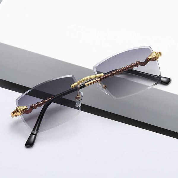 designer men's and women's beach couple sunglasses 20% off snake polygon trimmed fashion trend, White;black
designer men's and women's beach couple sunglasses 20% off snake polygon trimmed fashion trend, White;black