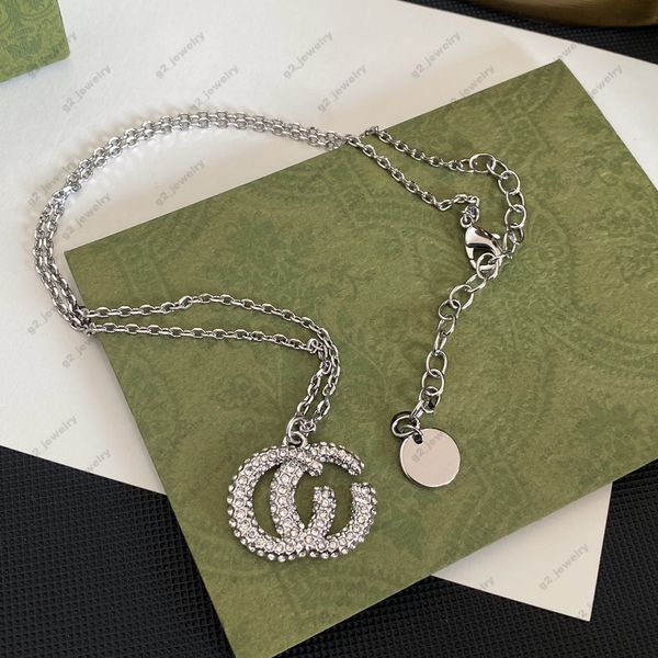 designer jewelry full diamond pendant necklace chain length 40cm premium silver g necklace gift
designer jewelry full diamond pendant necklace chain length 40cm premium silver g necklace gift