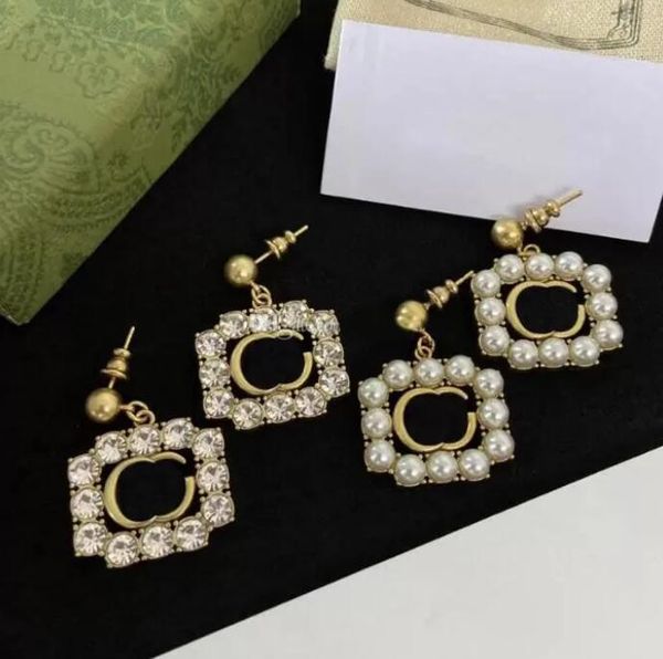 2023 fashion hoop gold diamond pearl dangle earrings women luxury designer double letters crystal studs rhinestone eardrops embossed stamp w, Golden;silver
2023 fashion hoop gold diamond pearl dangle earrings women luxury designer double letters crystal studs rhinestone eardrops embossed stamp w, Golden;silver