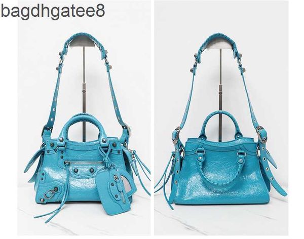 le cagole bags locomotive handbag designer neo lecagole mini purse spicy girl women's bag leather 2023 diagonal rivet rph5
le cagole bags locomotive handbag designer neo lecagole mini purse spicy girl women's bag leather 2023 diagonal rivet rph5