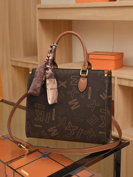 women bag tote package high-quality designer tote package trend color matching design fashion bag ladies handbag purse large capacity casual
women bag tote package high-quality designer tote package trend color matching design fashion bag ladies handbag purse large capacity casual
