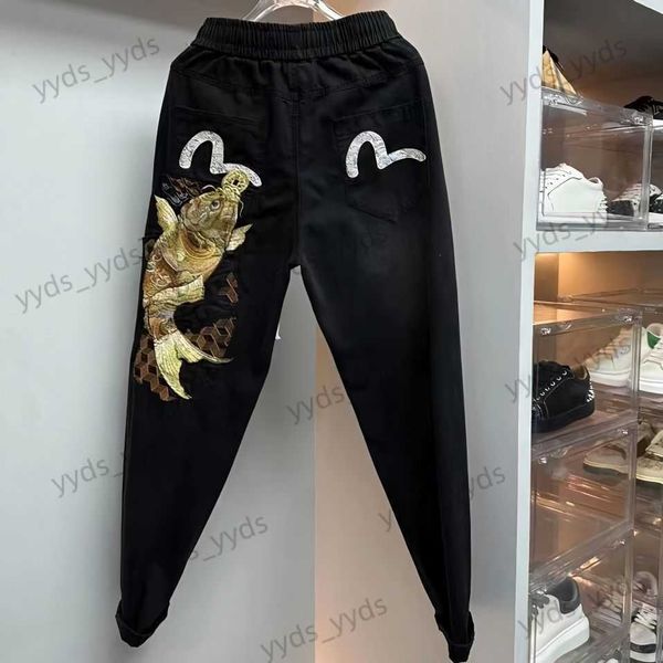 men's jeans spring new embroidered jeans men's fashion brand koi old pants loose fit guy large versatile casual t230327, Blue
men's jeans spring new embroidered jeans men's fashion brand koi old pants loose fit guy large versatile casual t230327, Blue