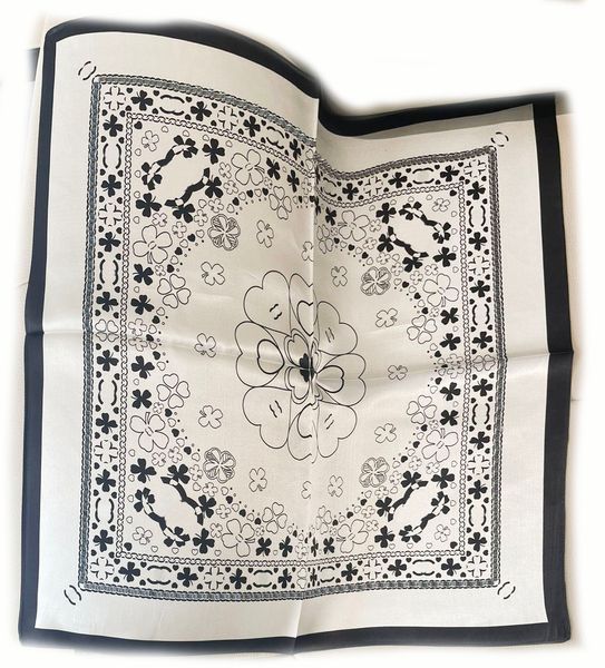 high-end brand silk square scarf fashion animal seasons girl shawl exquisite symmetrical letter design lovers gift new style counter headban, Blue;gray
high-end brand silk square scarf fashion animal seasons girl shawl exquisite symmetrical letter design lovers gift new style counter headban, Blue;gray