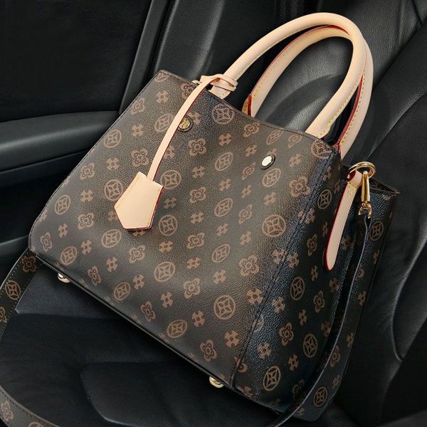 2023 cross body designer bags women designers handbags classic brand leather large capacity brown handbag
2023 cross body designer bags women designers handbags classic brand leather large capacity brown handbag