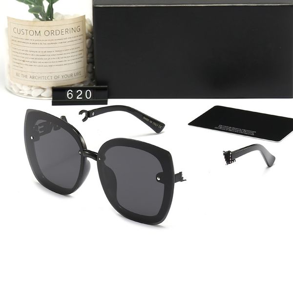 designer sunglass fashion sunglasses women men letter print goggle summer optional with box cl 620, White;black
designer sunglass fashion sunglasses women men letter print goggle summer optional with box cl 620, White;black